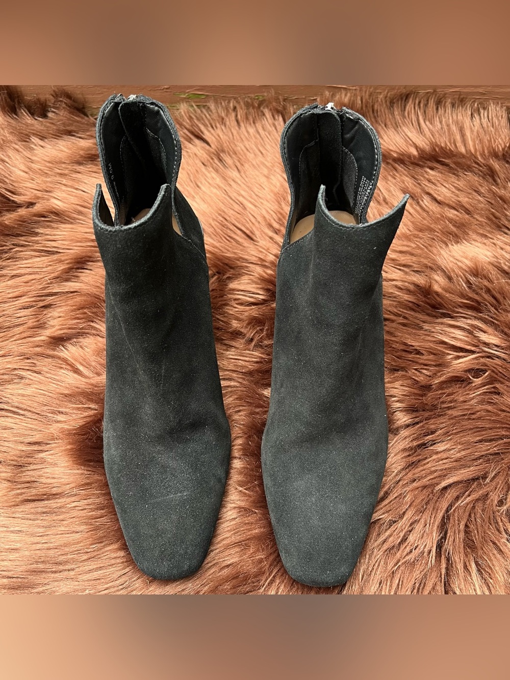 Blondo Stasia Waterproof Cow Suede Ankle Booties
